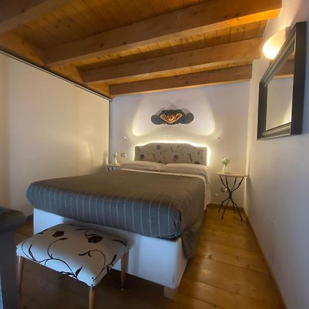 La Casa Nel Sole - Boutique B&B 바리 외부 사진